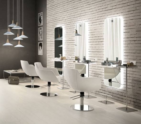 Big Apple Styling Chair