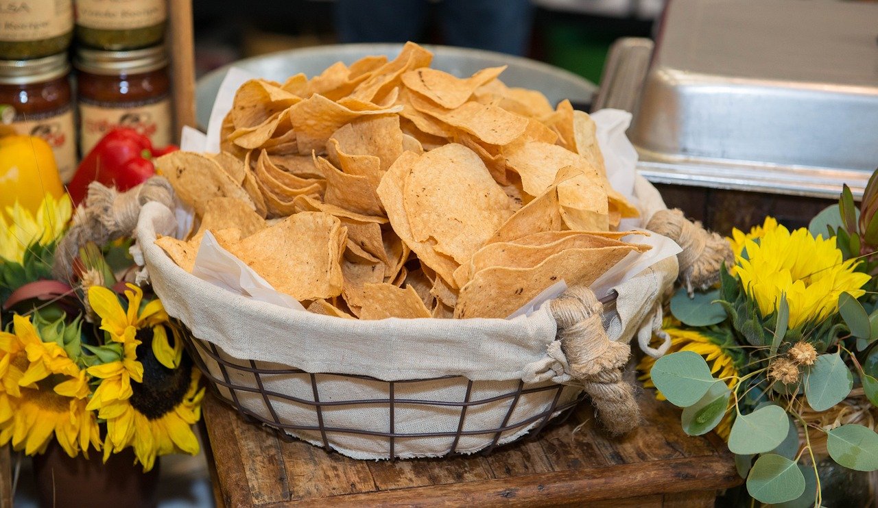 best tapas tortilla chips con chorizo near me